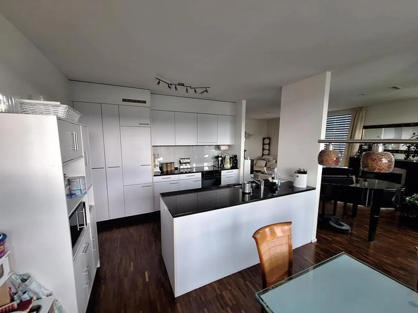 Appartamento elegante a Oerlikon - Foto 3 di 10