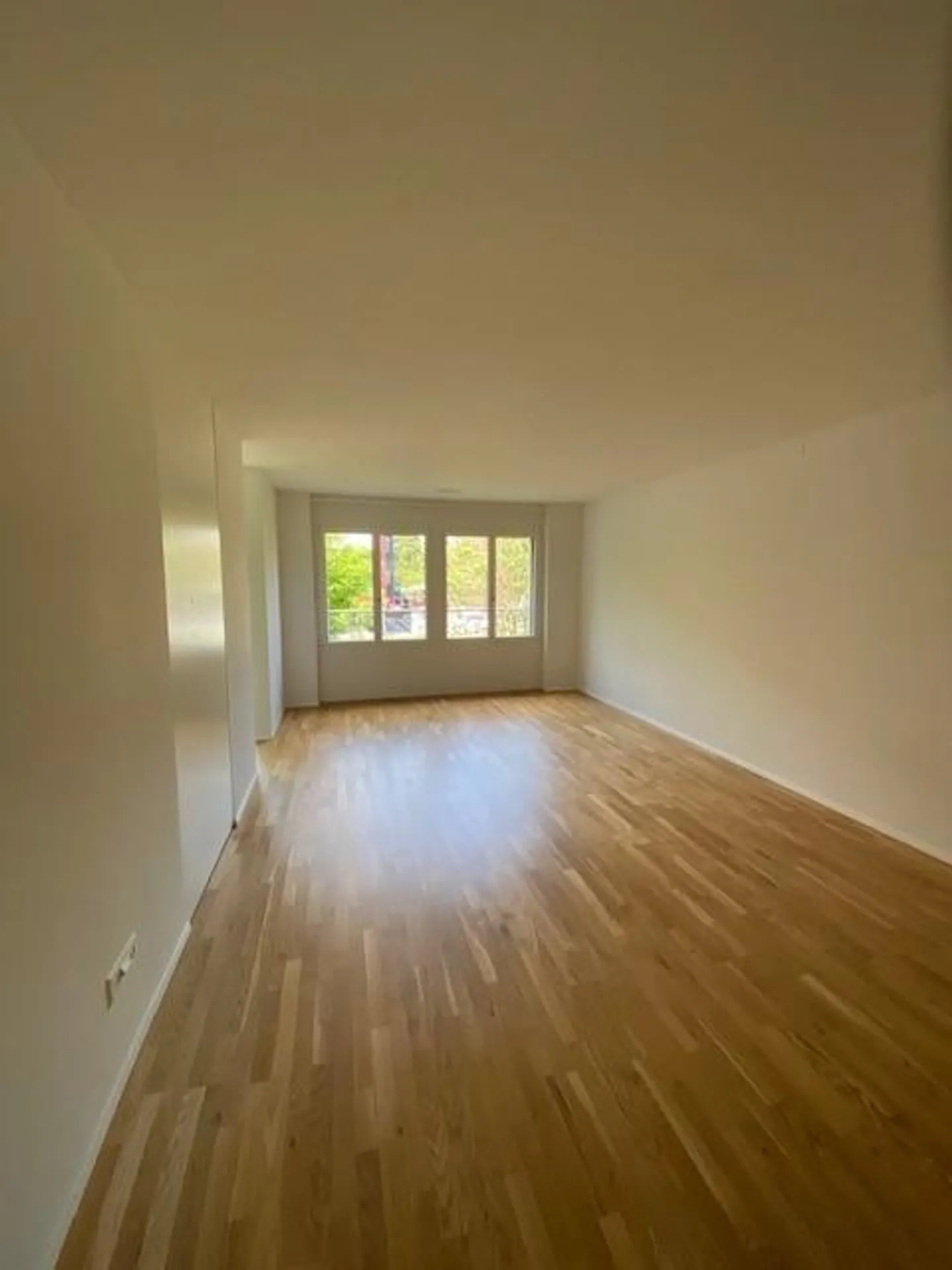 Moderno appartamento di 2,5 stanze vicino al centro città e ai mezzi pubblici - Foto 7 di 8