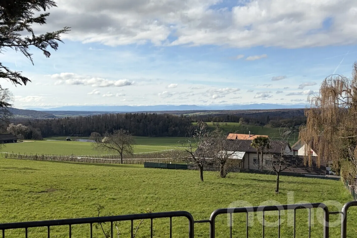 Terrain de choix avec vue imprenable - Photo 7 sur 9