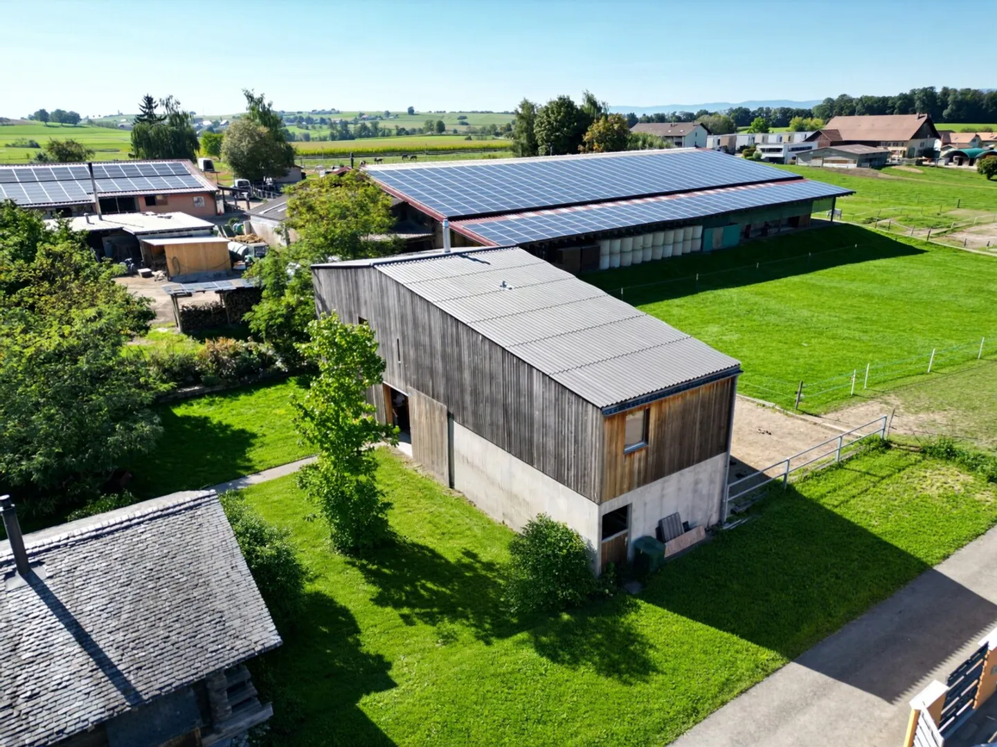 Architect's House, Equestrian Center on 4350m² of Land and Mazot - Photo 1 of 12