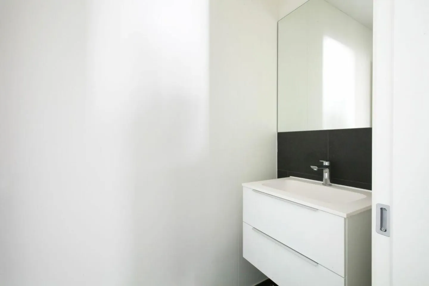 BIOGGIO - Appartamento moderno e luminoso - Foto 8 di 13