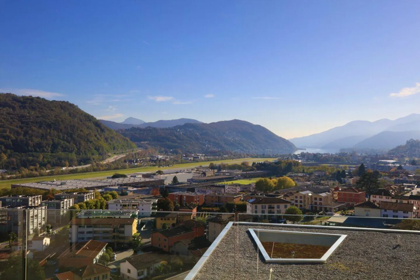 BIOGGIO - Appartamento moderno e luminoso - Foto 11 di 13