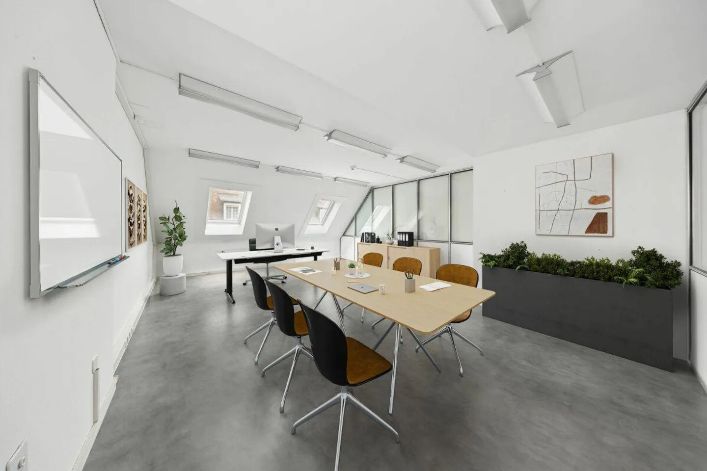 Office spaces in prime location within walking distance to Bern train station - Photo 4 of 12