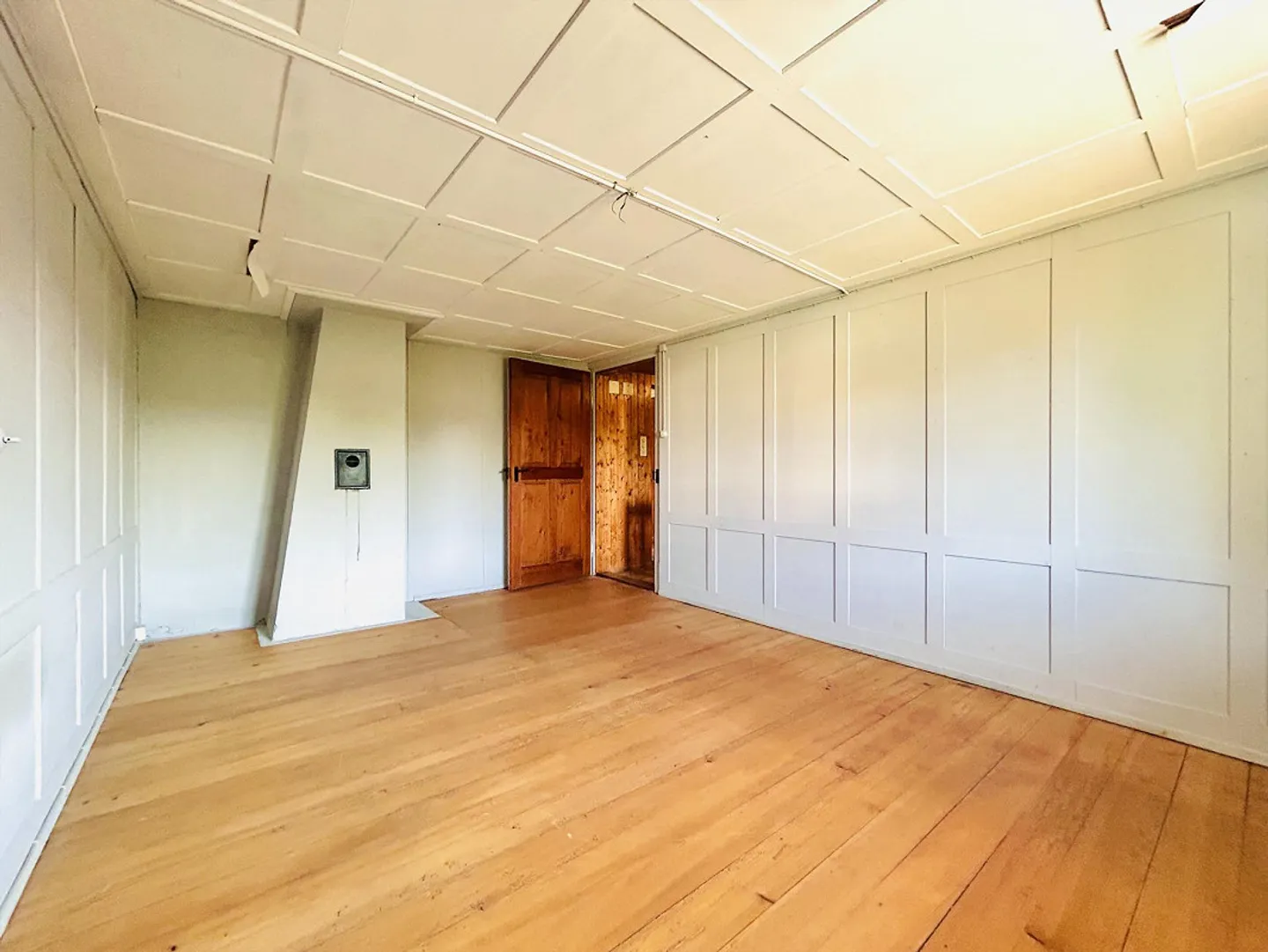 Wohnhaus mit Scheune - Foto 11 von 25