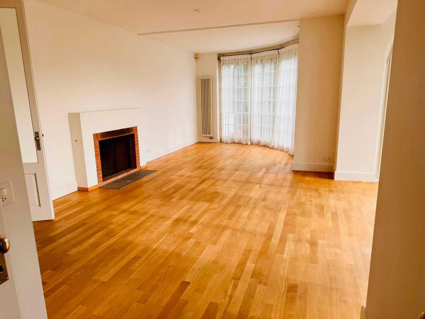 Temporaneo: Appartamento 3.5 locali in posizione privilegiata a 8032 Zurigo - Foto 2 di 12