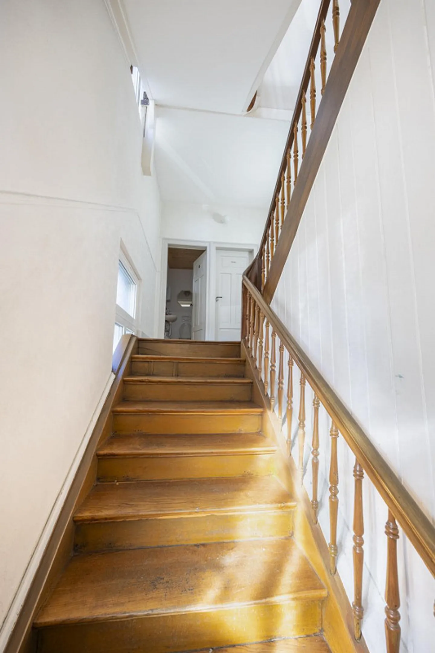 Edificio residenziale e commerciale - Foto 4 di 12