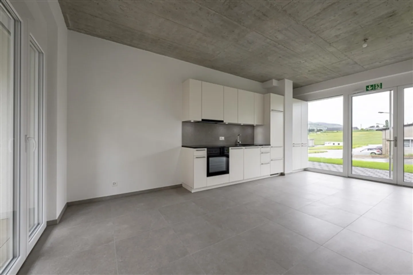 New Business Area - Photo 3 of 8