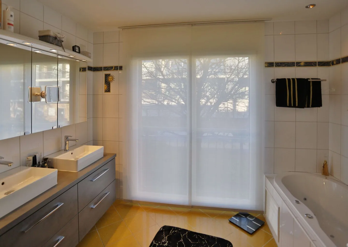 Layout spazioso in una posizione centrale - Foto 6 di 7