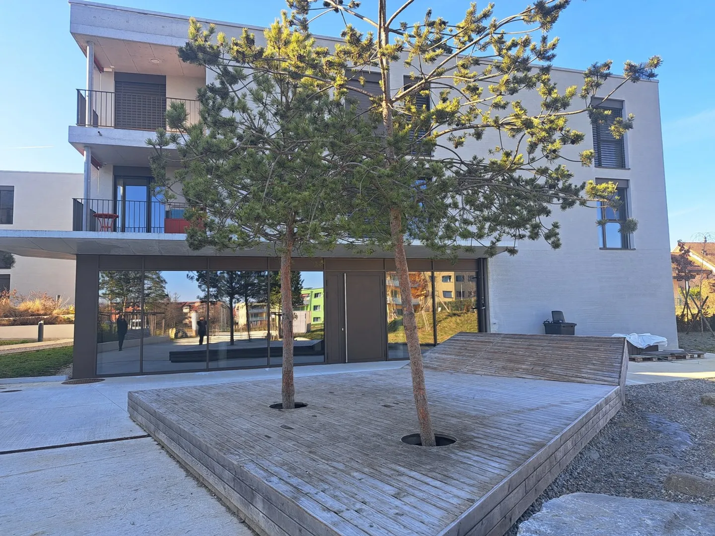 Mischgenutztes Gebäude mieten - Foto 11 von 13