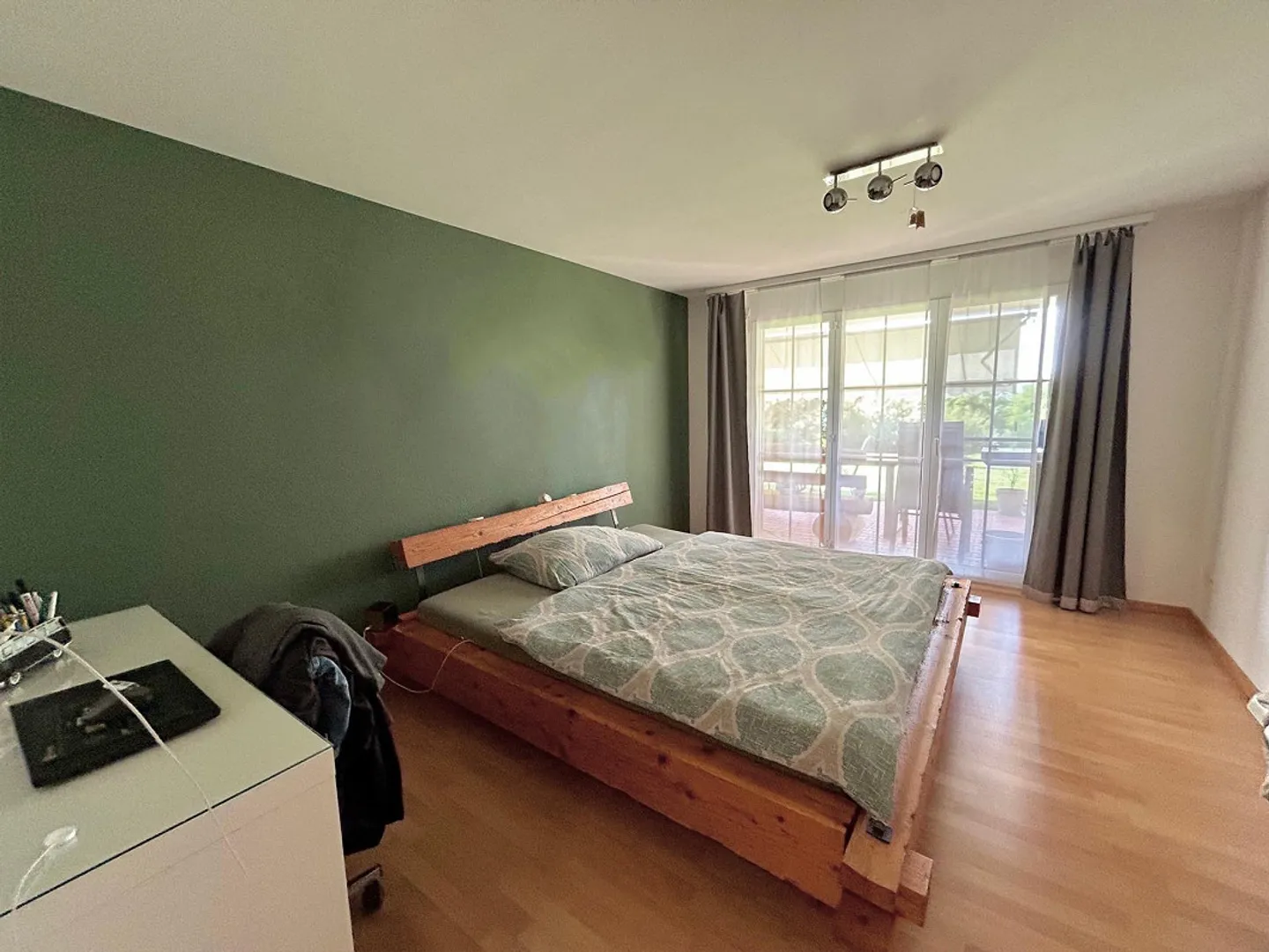 Appartement en rez-de-chaussée avec grand espace de vie - Photo 10 sur 13