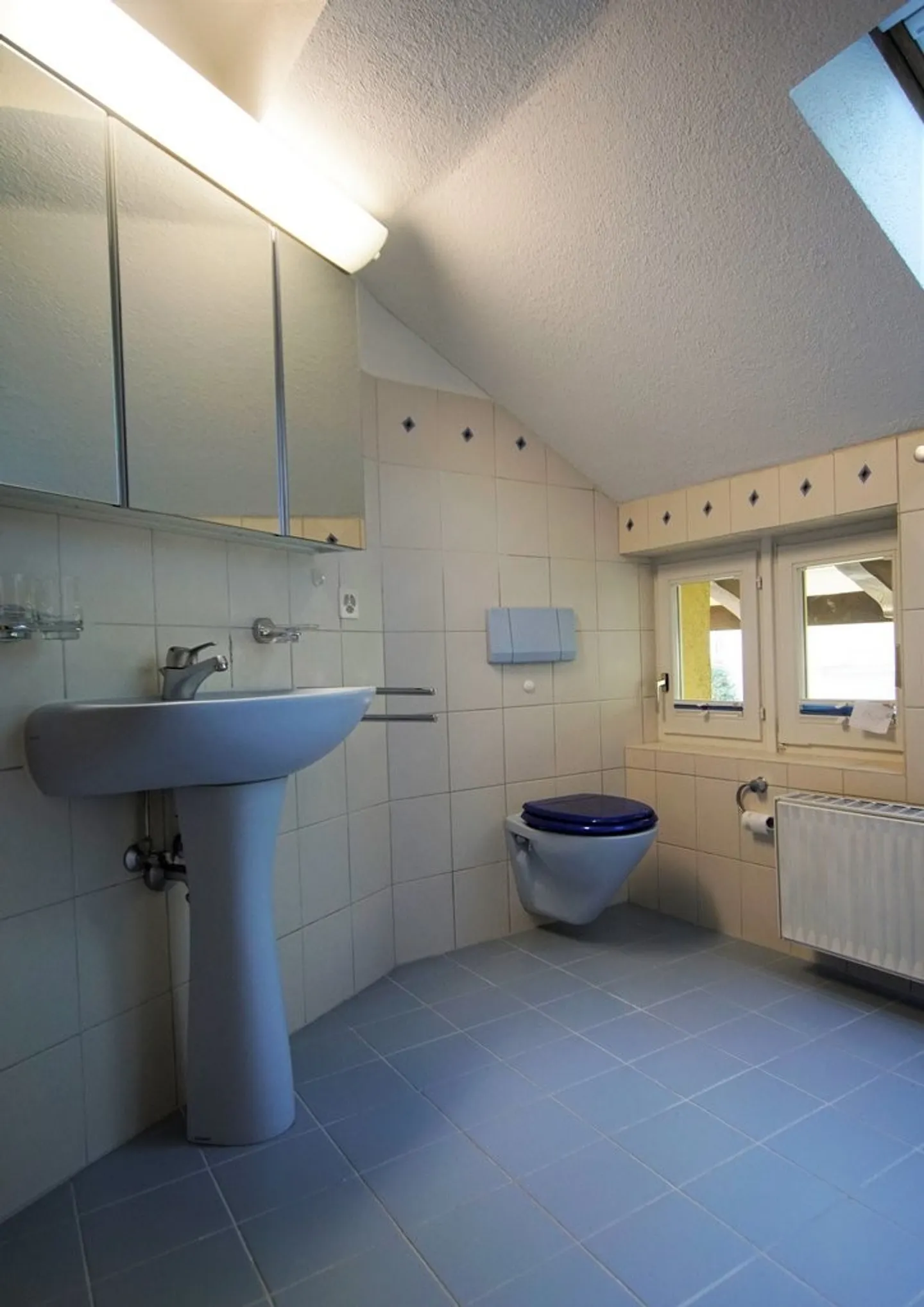 Charmante Dachgeschosswohnung - Foto 4 von 5