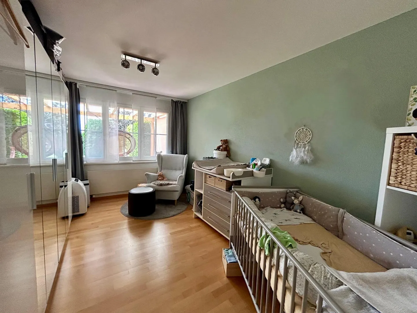 Appartement en rez-de-chaussée avec grand espace de vie - Photo 11 sur 13