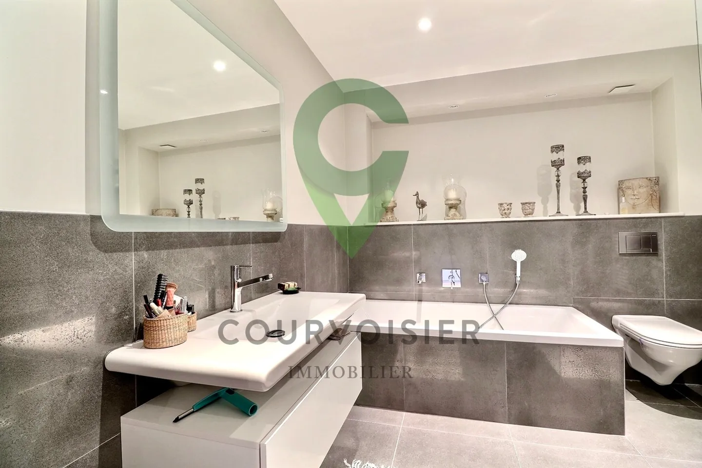 Renovated Maisonette with Character 5 Minutes from Rolle - Photo 9 of 11