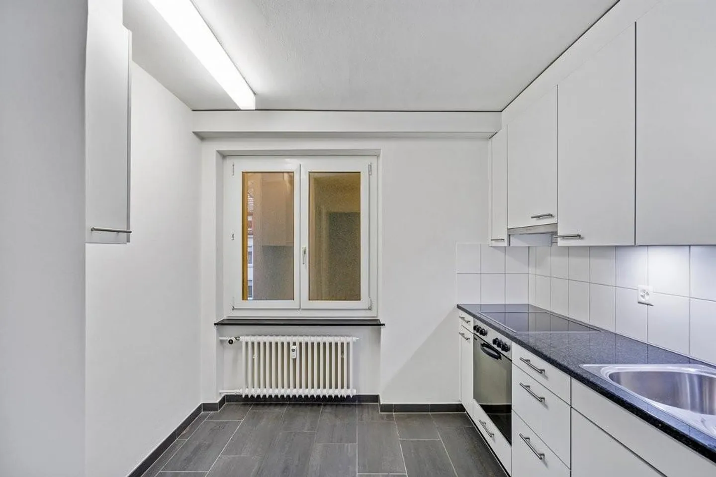 Jolie appartement près du centre-ville - Photo 3 sur 12