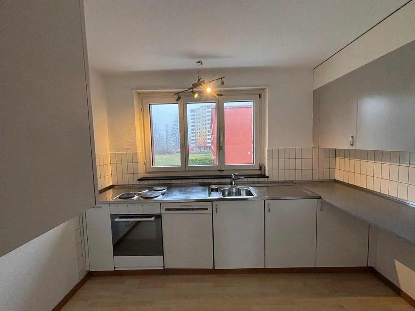 3-room apartment in Adliswil TEMPORARY UNTIL 30.09.2027 - Photo 4 of 8