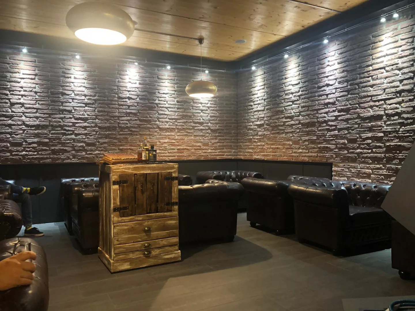 Multi-family house or generational house with a separate apartment - Photo 23 of 24