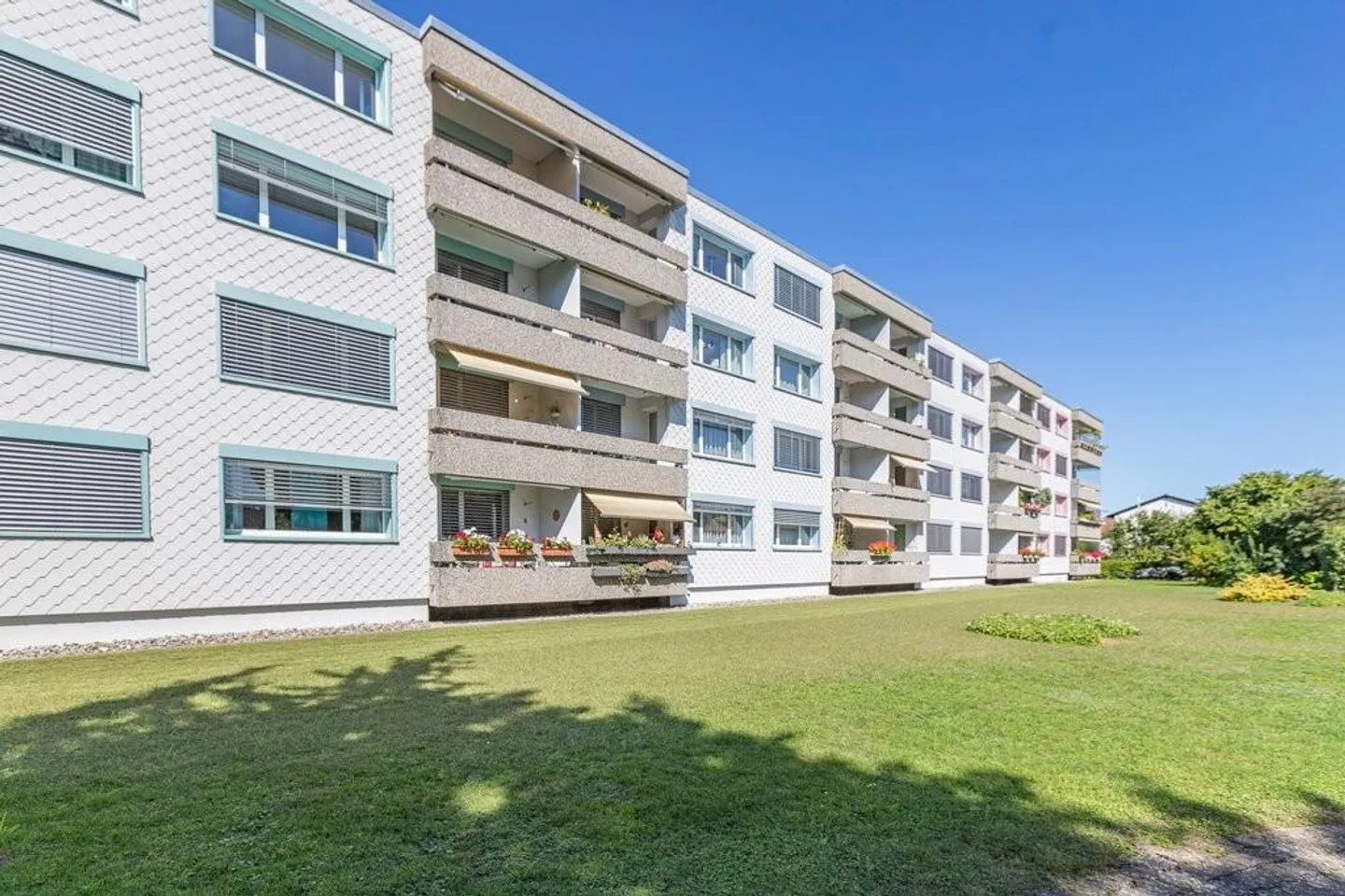 Spacious 3.5 room apartment in a quiet location - Photo 1 of 10