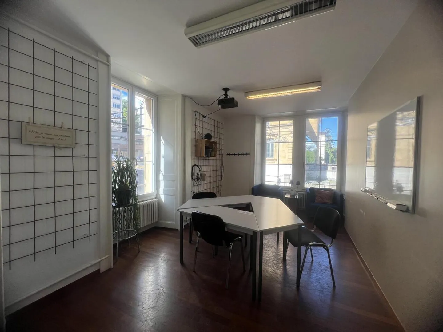 240 m2 of modular offices in the city center - Photo 7 of 10
