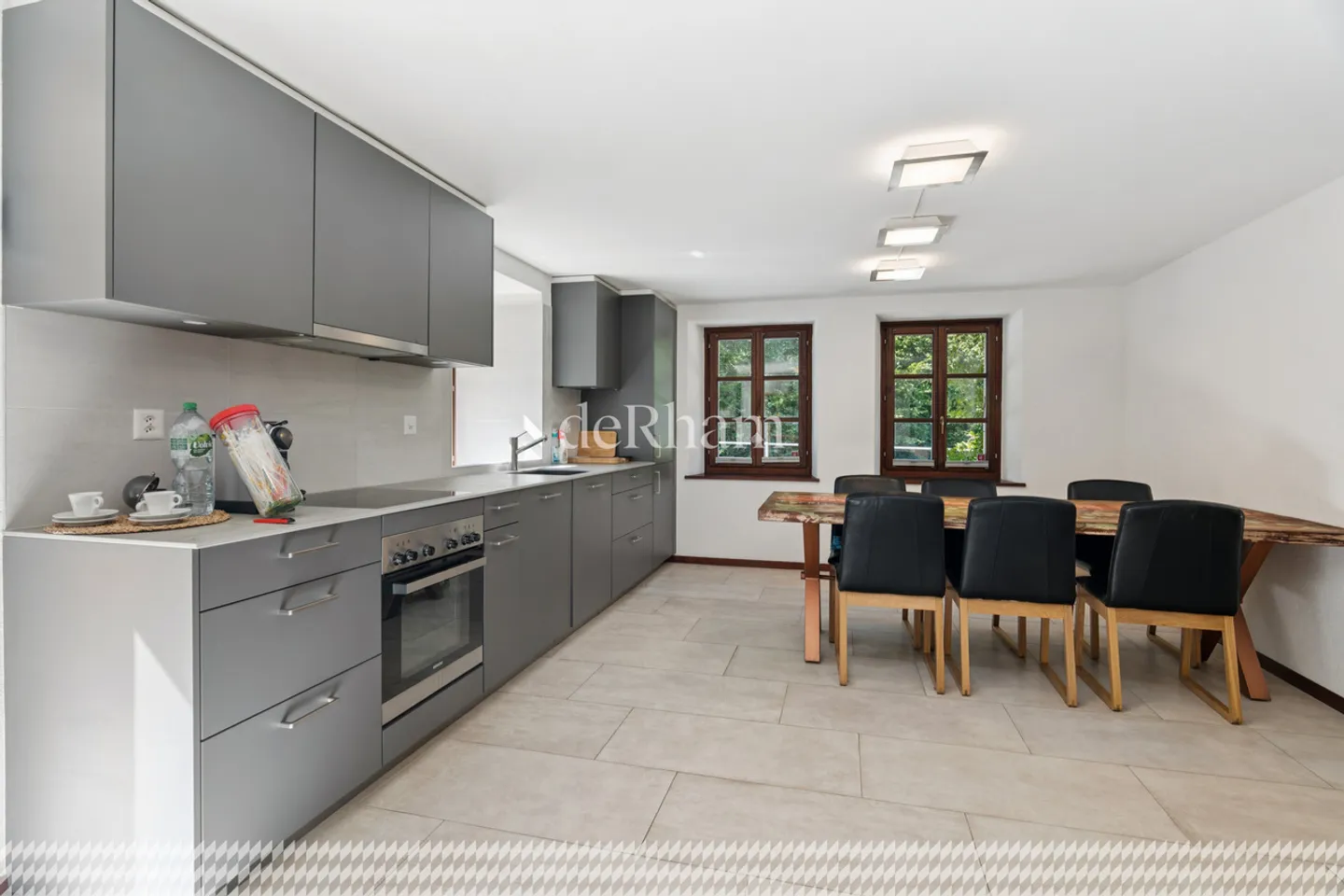 Propriété unique rénovée de 406 m² 
au cœur de la nature  - Photo 4 sur 15