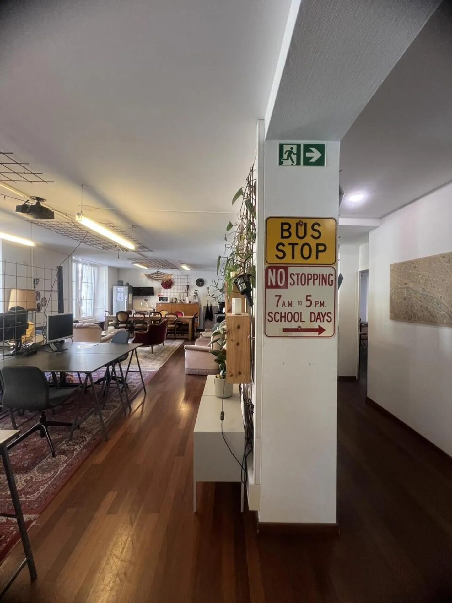 240 m2 of modular offices in the city center - Photo 4 of 10