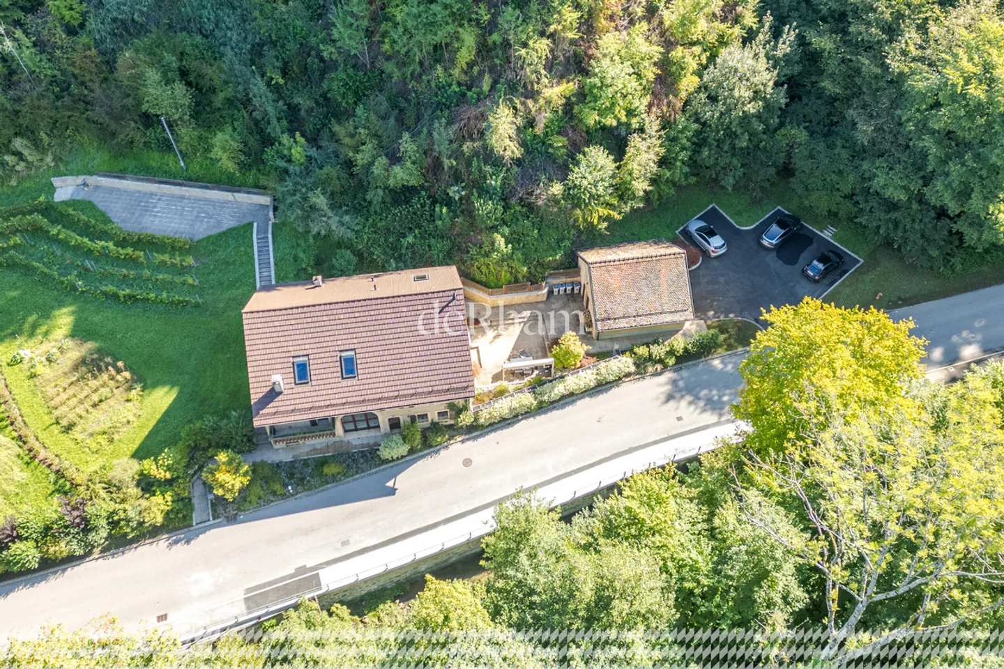 Propriété unique rénovée de 406 m² 
au cœur de la nature  - Photo 15 sur 15