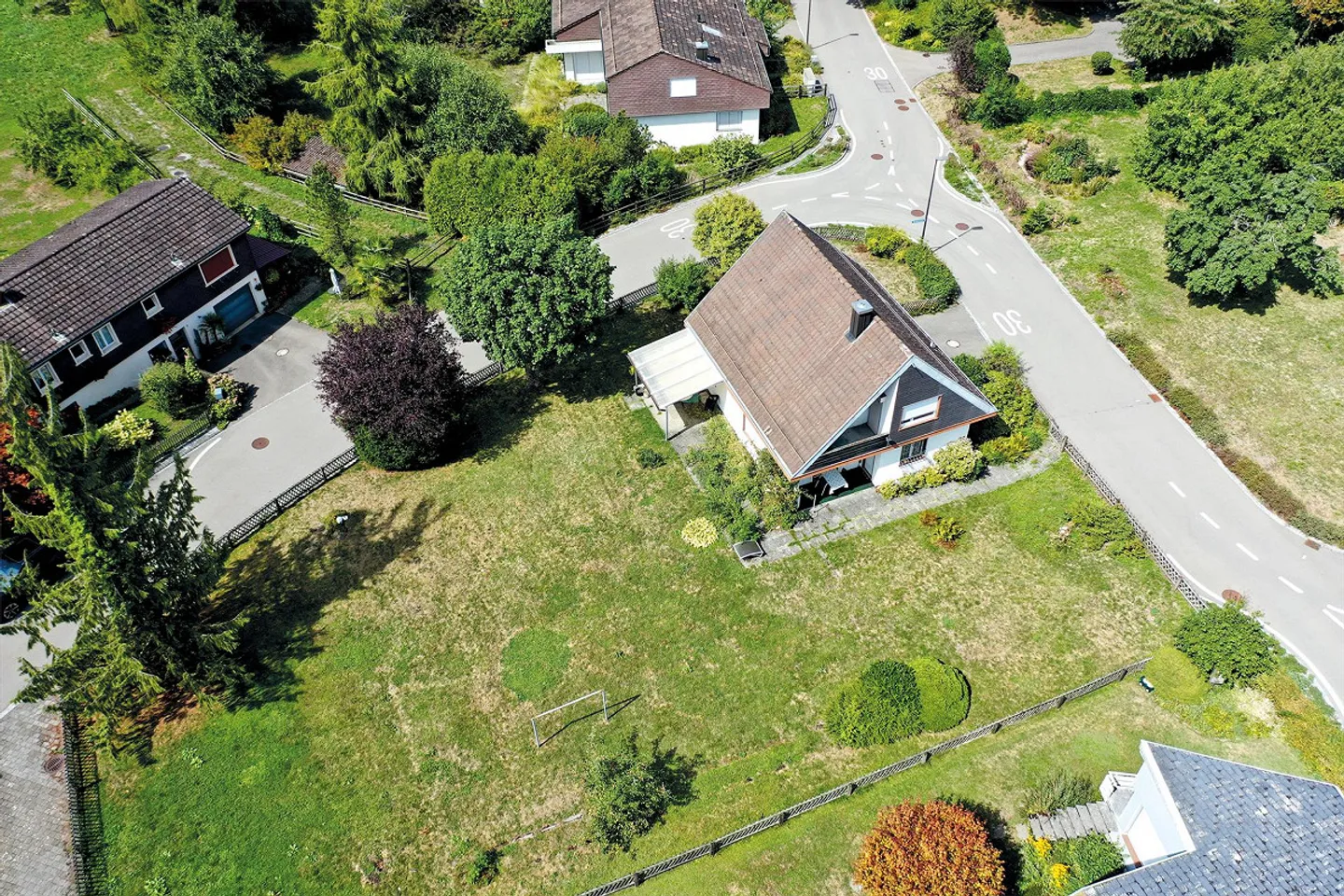 Beaucoup de terrain. Beaucoup d'espace. Beaucoup de possibilités. - Photo 14 sur 16