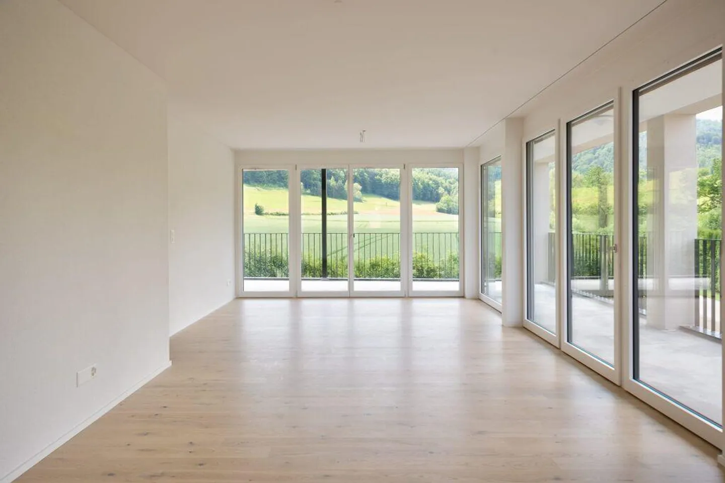 Moderne 3.5 Zimmer Wohnung - Foto 1 von 9