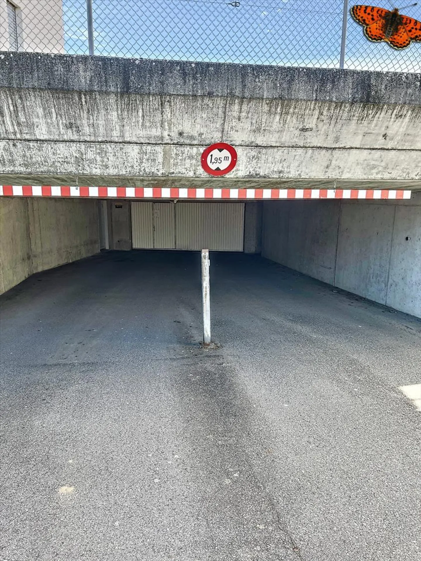 BELFAUX - Parcheggio interno - Foto 4 di 5