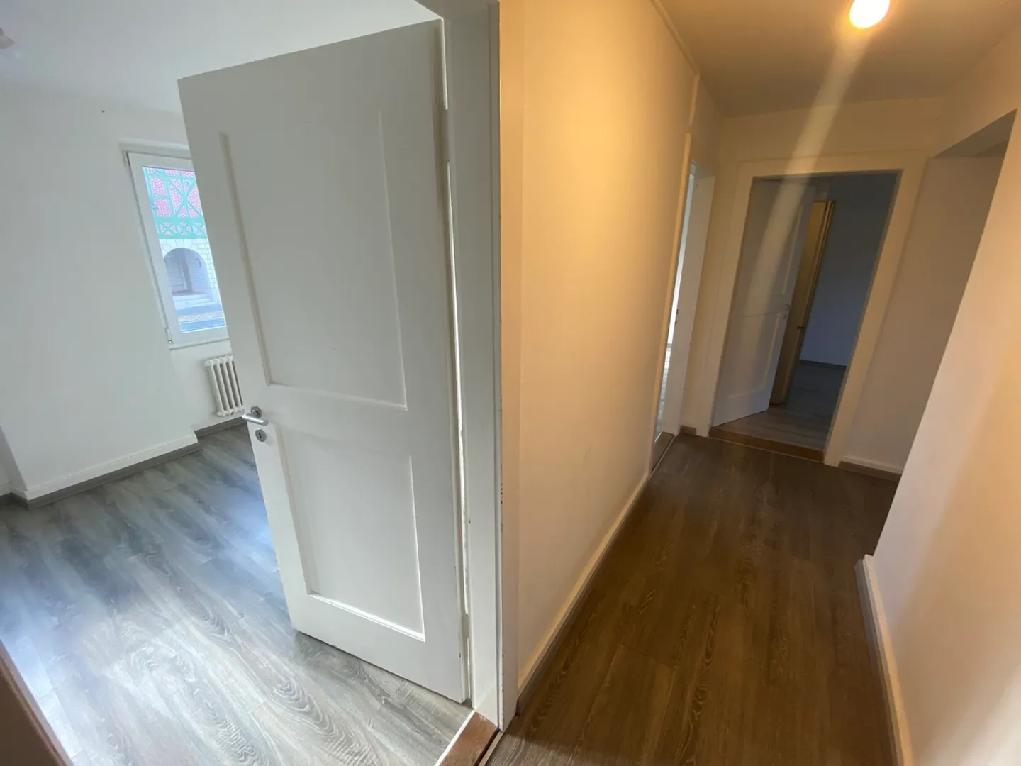 3.5-room apartment on the 1st floor / attractive conditions - Photo 2 of 13