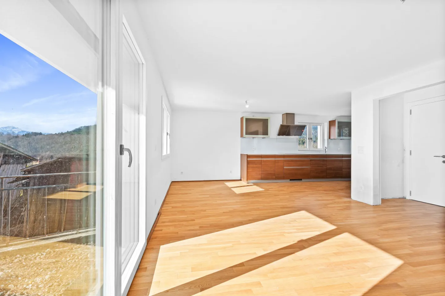 Magnifica casa situata in un angolo di verde! - Foto 1 di 4
