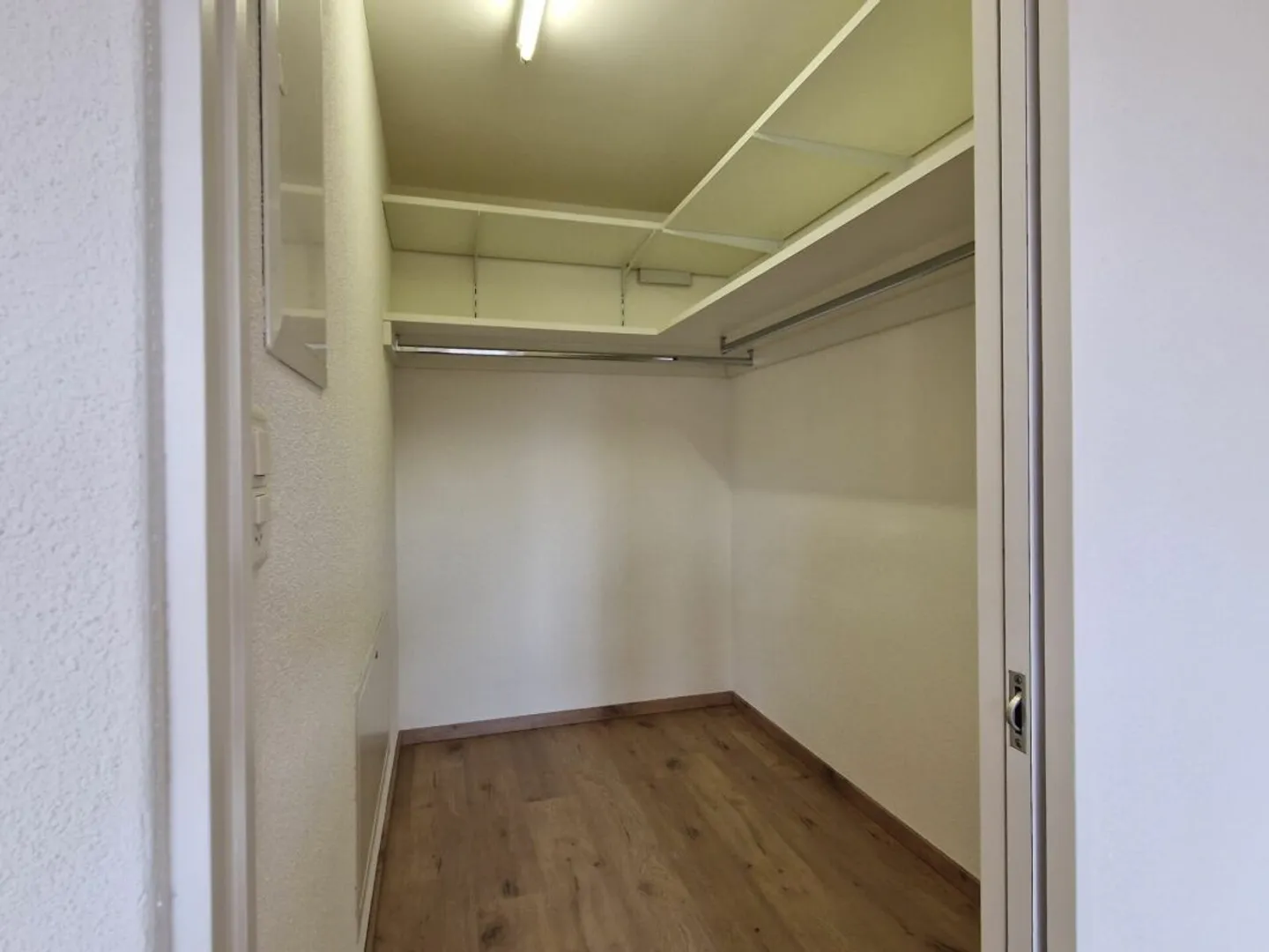 Appartamento in vendita - Foto 7 di 8