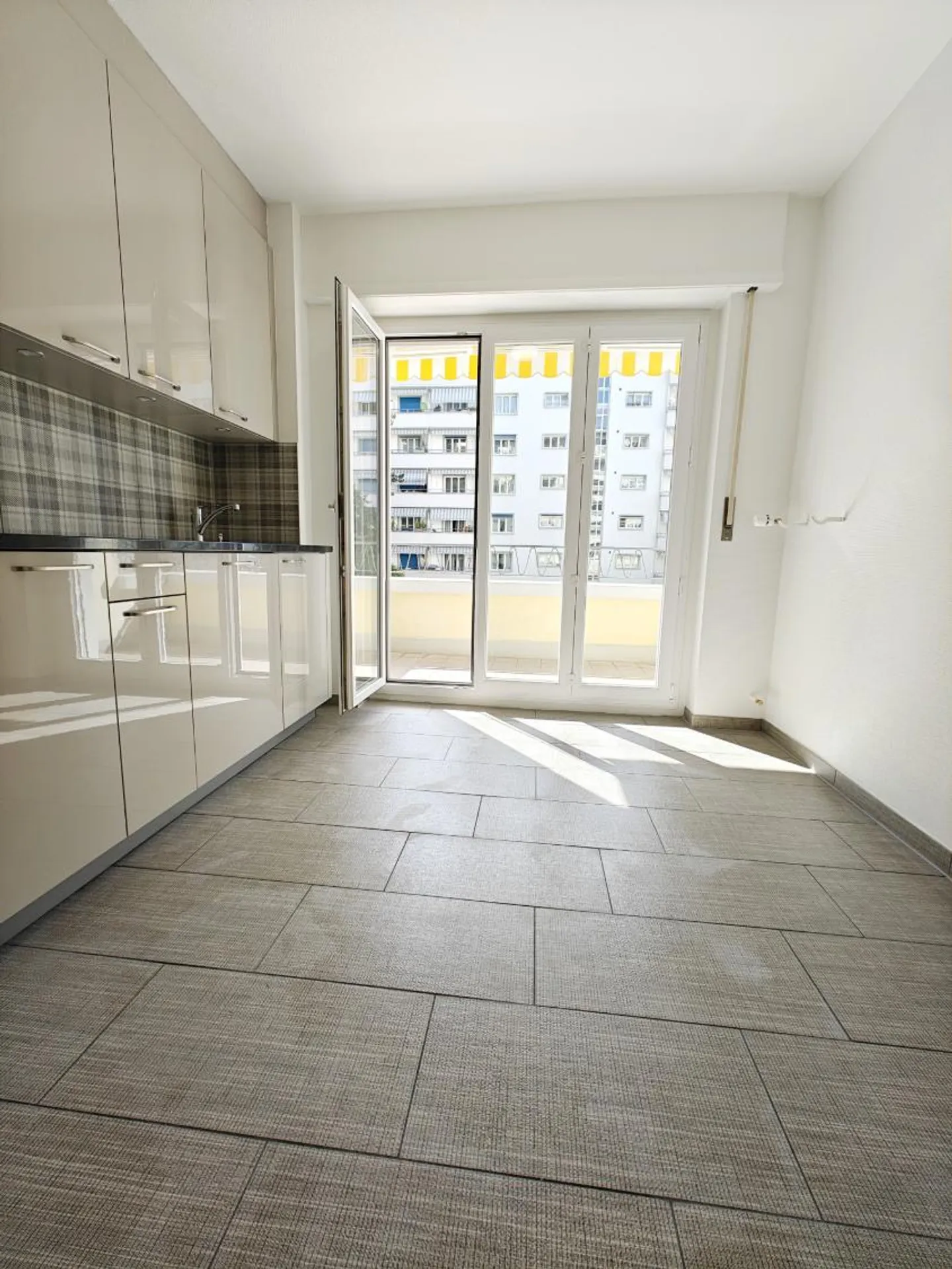 Appartamento 2.5 stanze - Foto 2 di 11