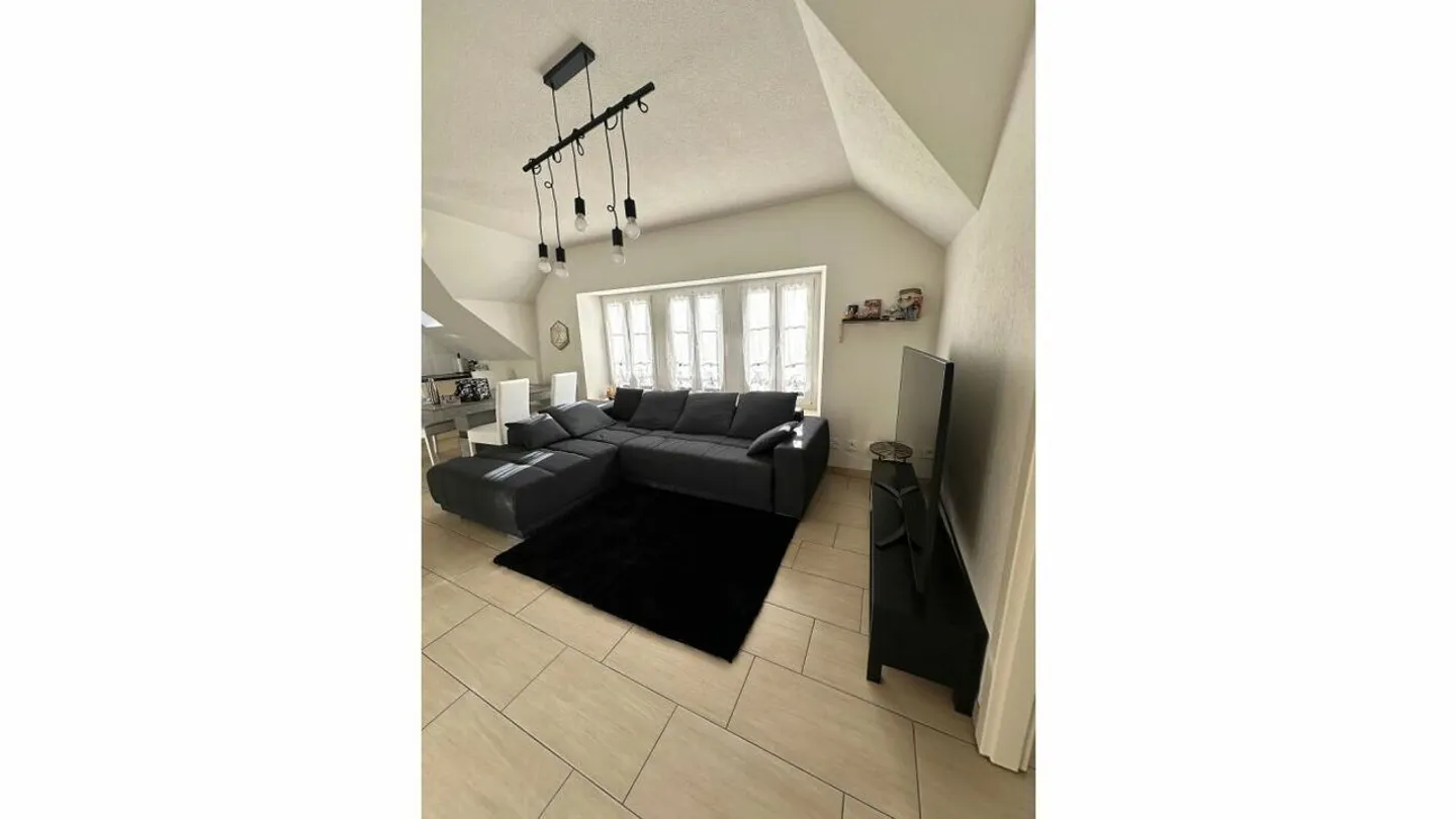 Beautiful 3.5-room apartment located in Quartier Neuf - Photo 2 of 6