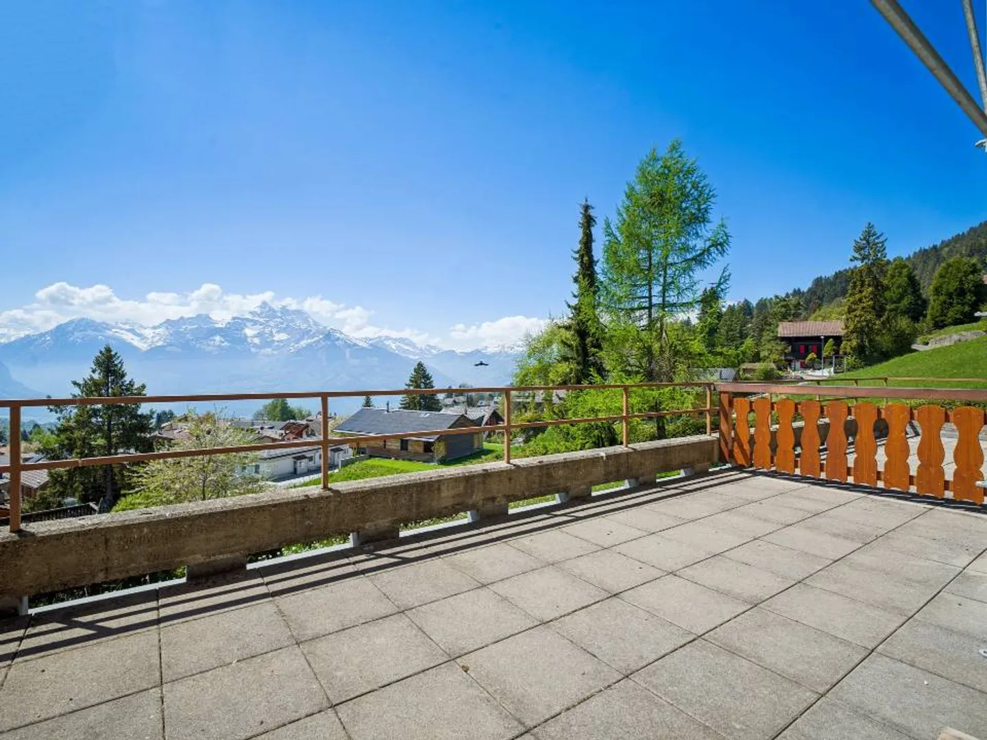 Bel appartement avec grande terrasse sud et vue panoramique - Photo 1 sur 13