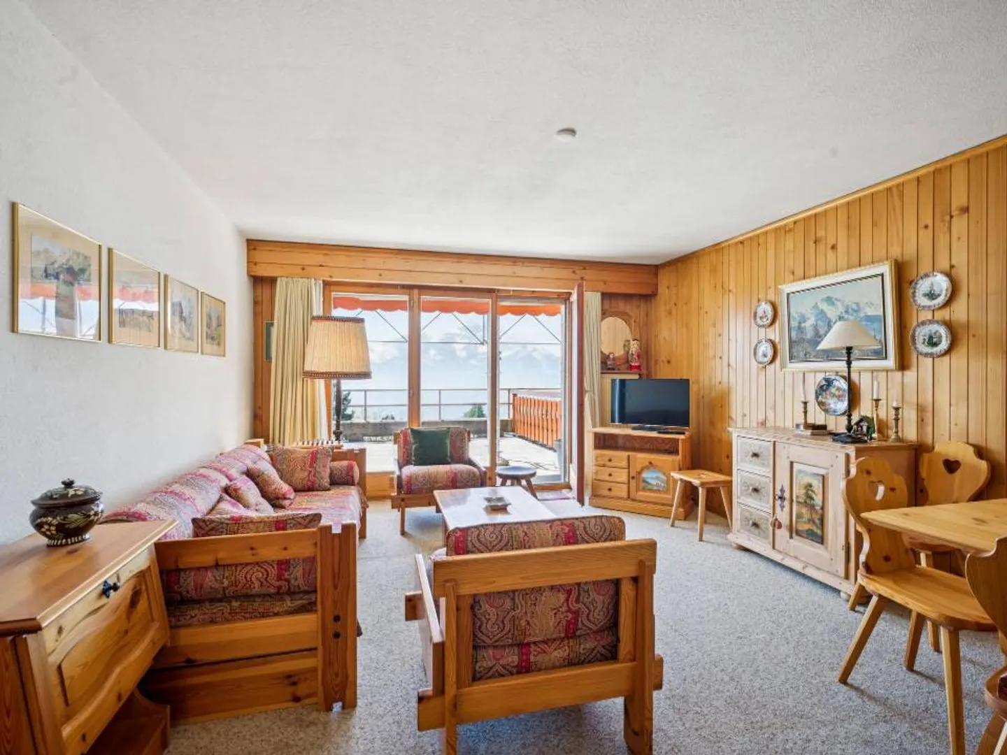 Bel appartement avec grande terrasse sud et vue panoramique - Photo 2 sur 13