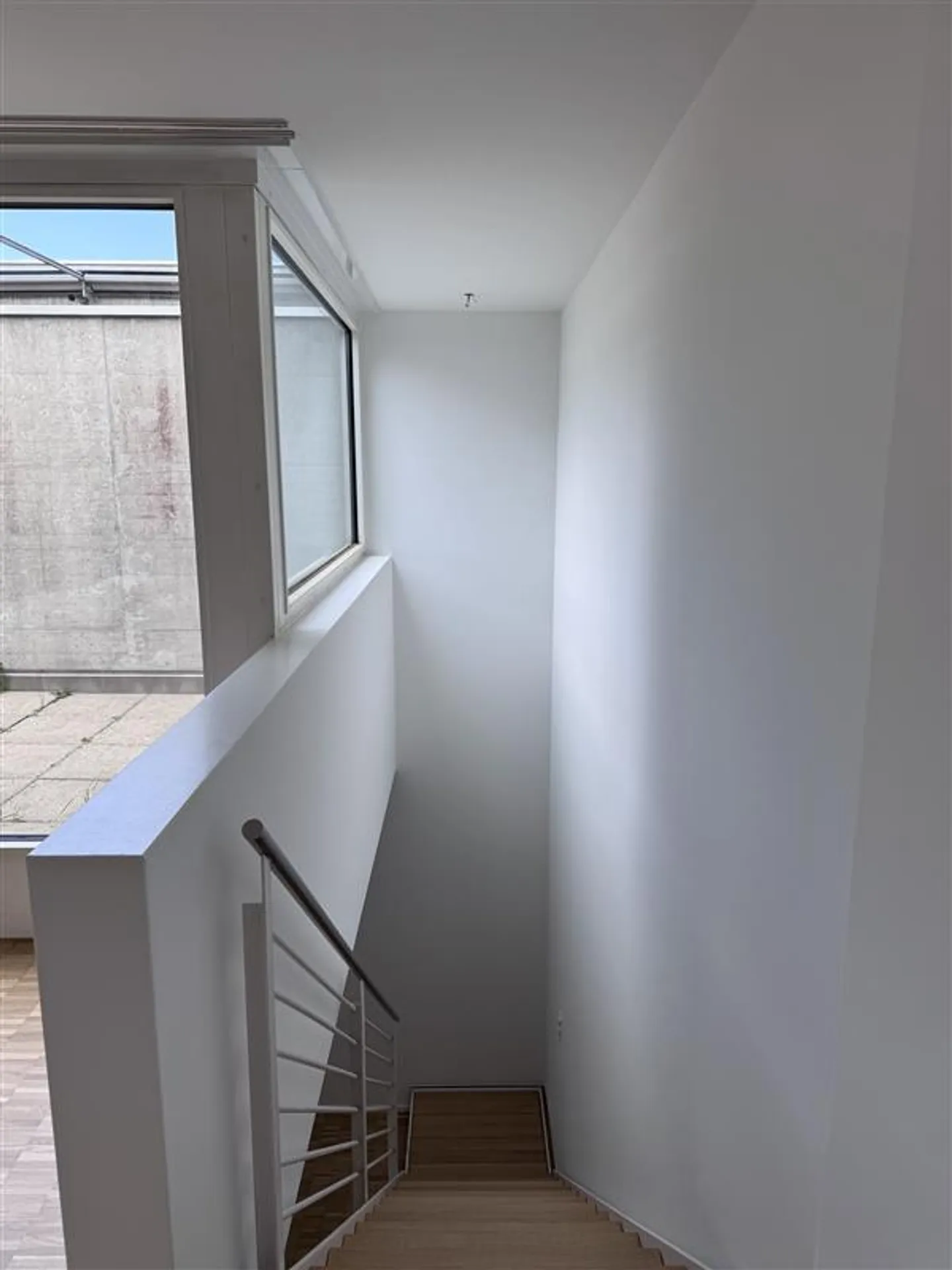 Maisonette di 3,5 stanze in una posizione molto centrale ad Altstetten - Foto 2 di 5