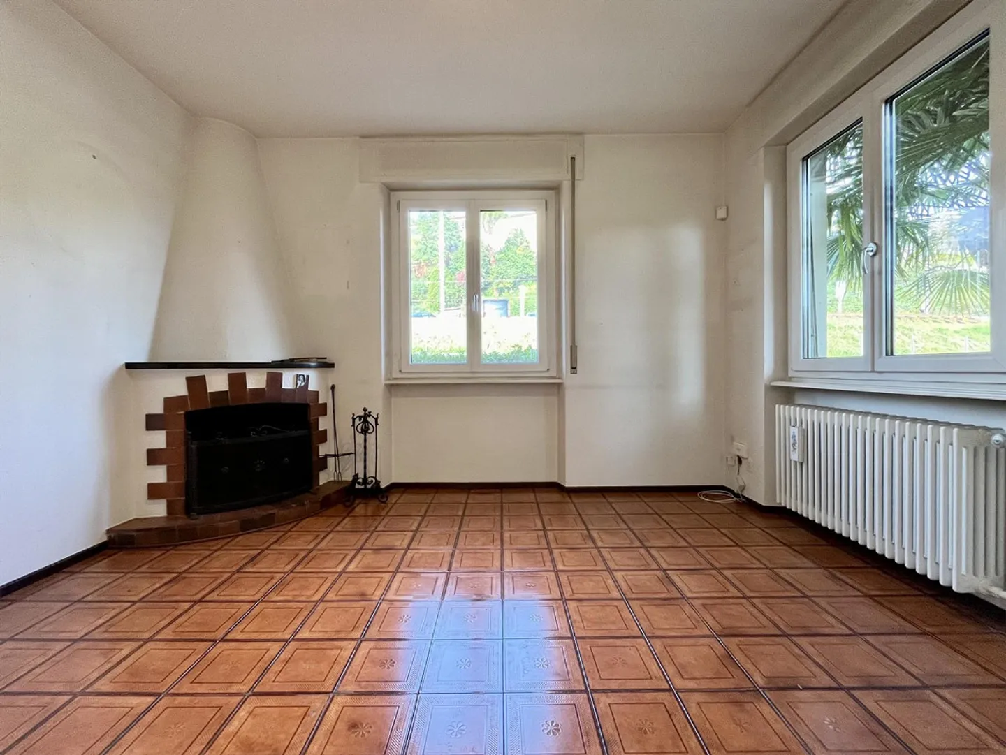 BRIGHT VILLA 6.5 WITH FLAT GARDEN IN BALERNA - Photo 5 of 10