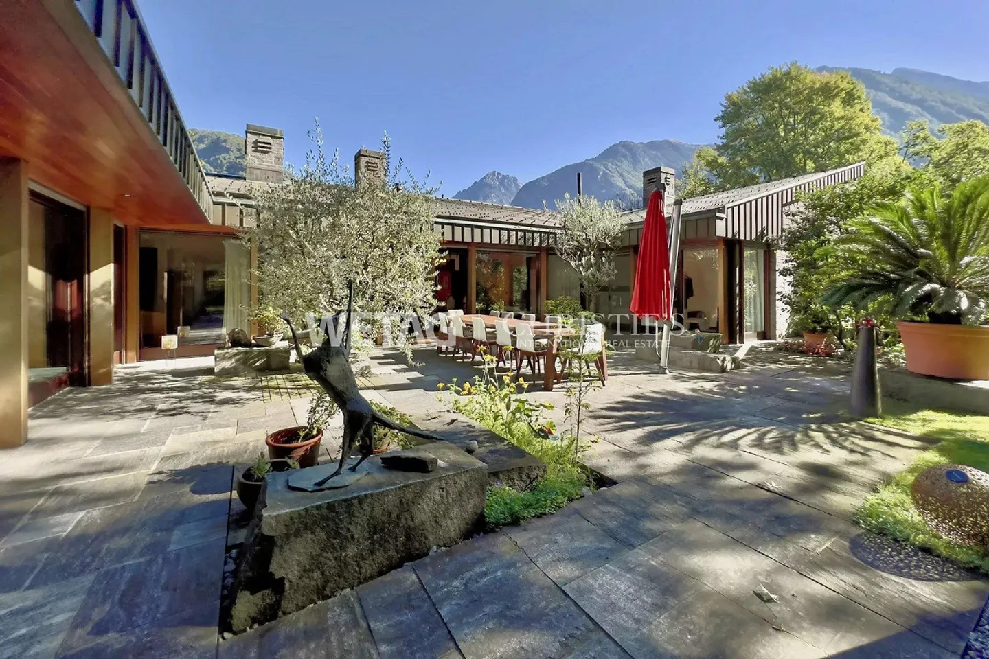 Luxuriöse Villa mit Garten - Foto 13 von 13
