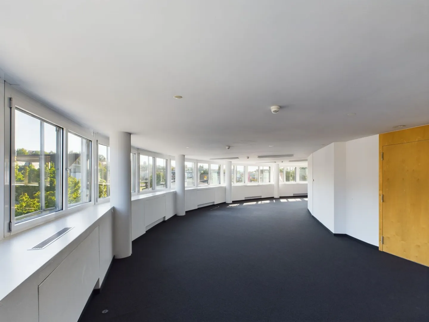 Tour d'affaires / Espaces commerciaux/bureaux haut de gamme - Photo 5 sur 11