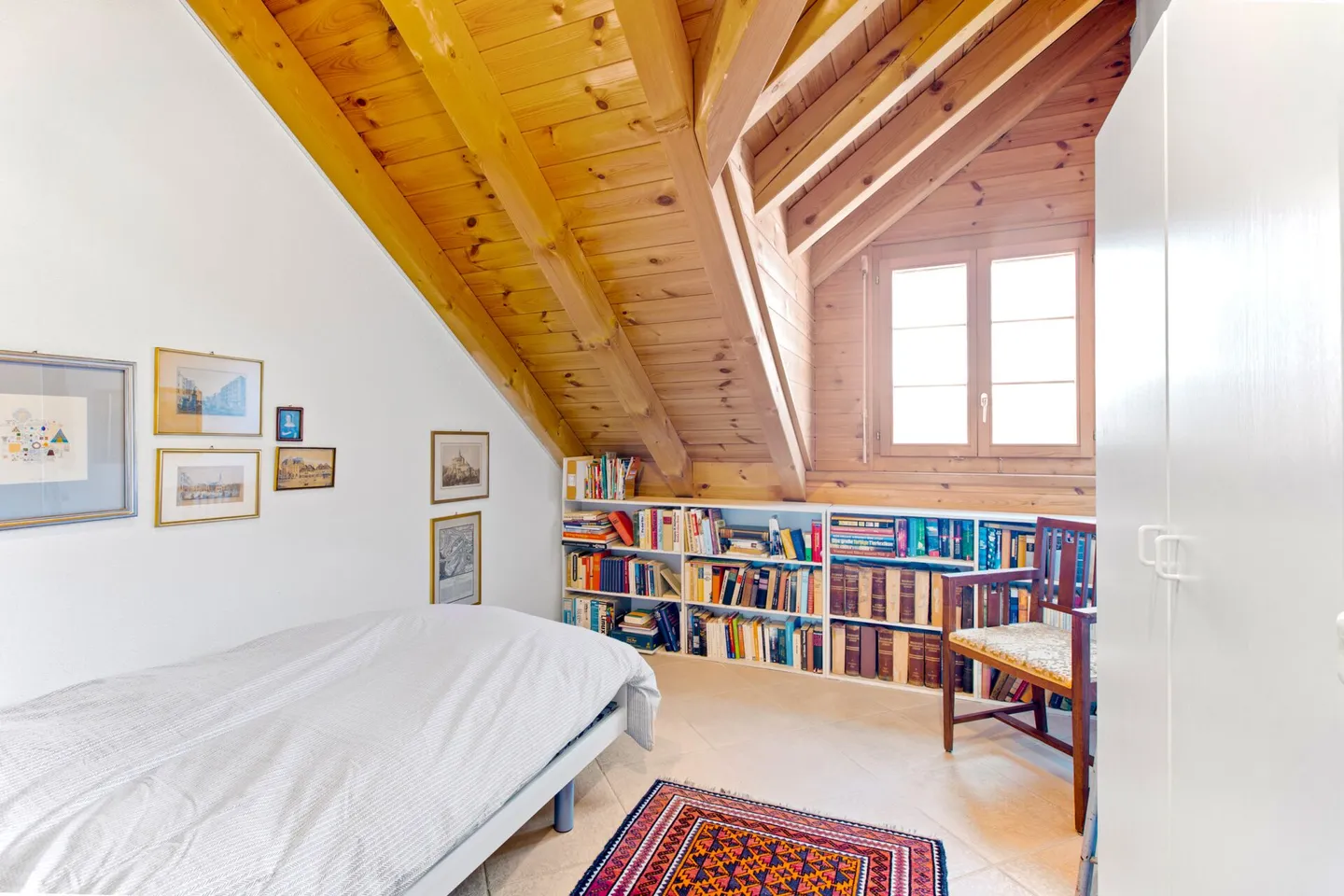 Centrale con vista sul verde! - Foto 9 di 12