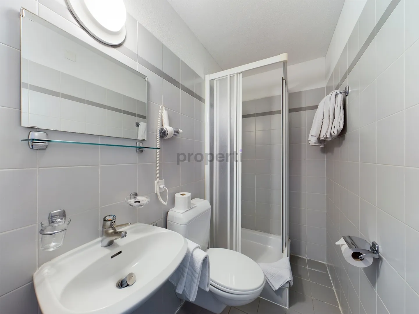À vendre bien immobilier à Mendrisio : Centralité et potentiel à exploiter - Photo 6 sur 9