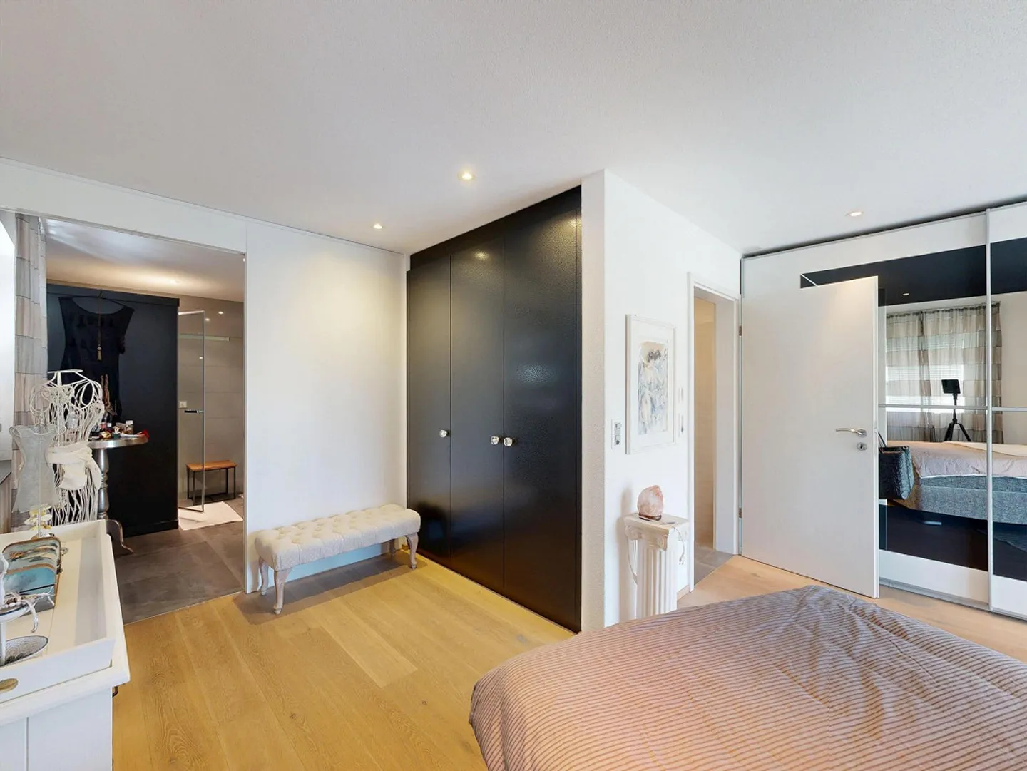 Exclusive 5.5-room single-family house in a quiet location - Photo 12 of 19