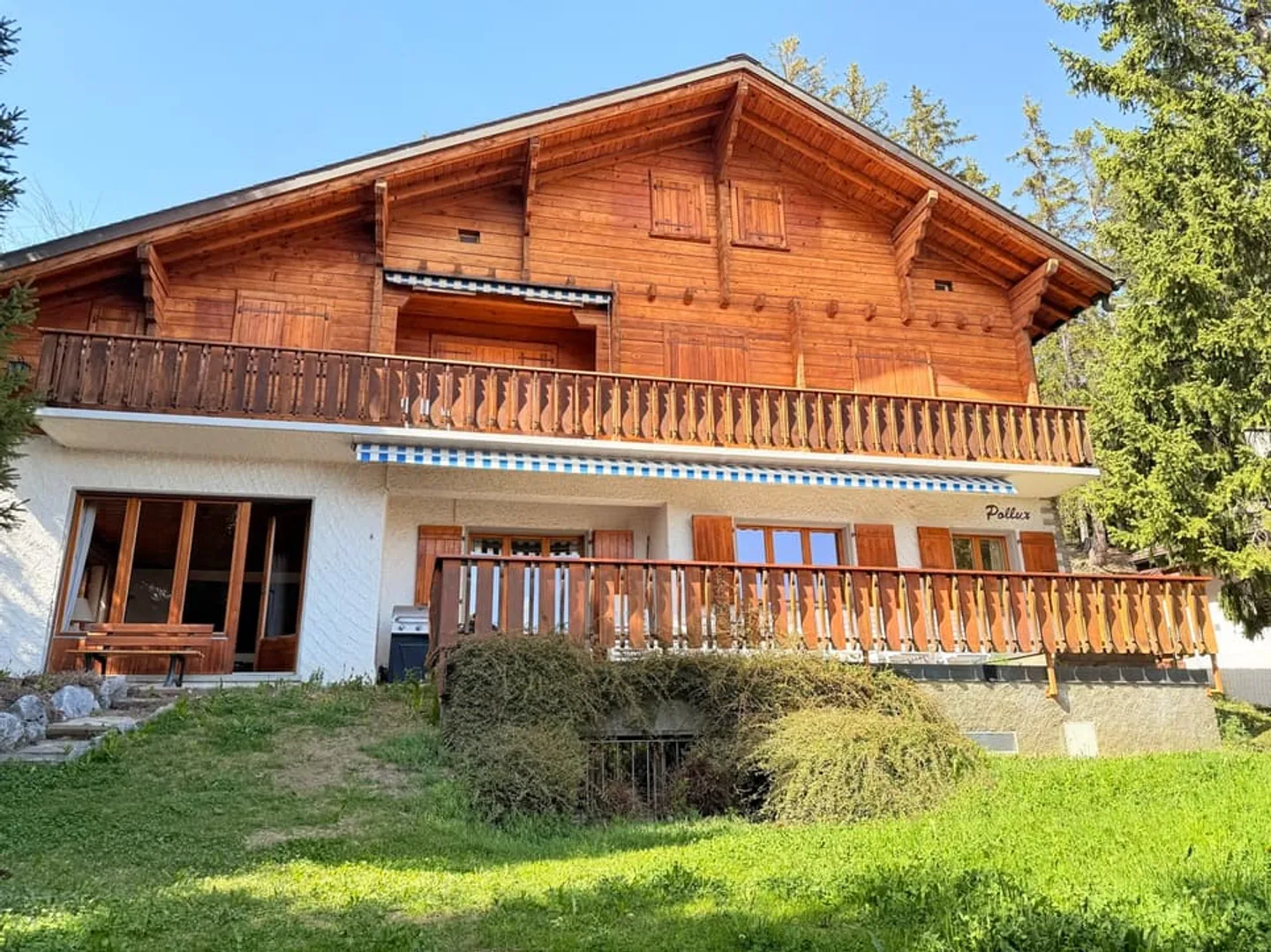 LOC 23 - CHALET POLLUX - Photo 1 of 13