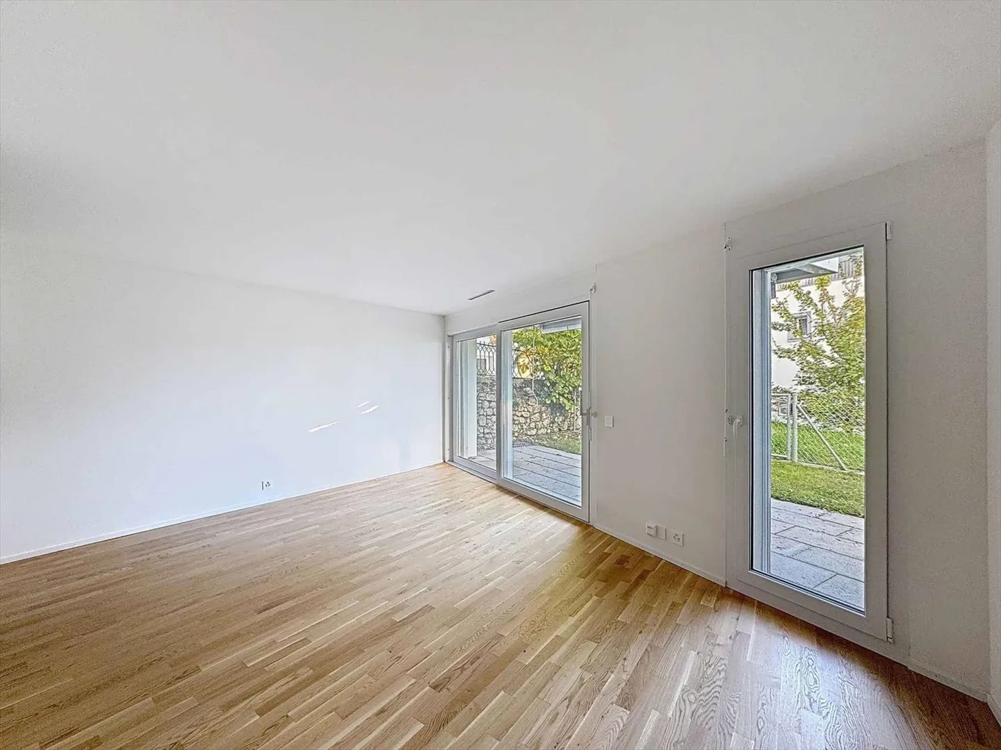 «2.5 P Kürzlich mit Terrasse und Garten» - Foto 4 von 12