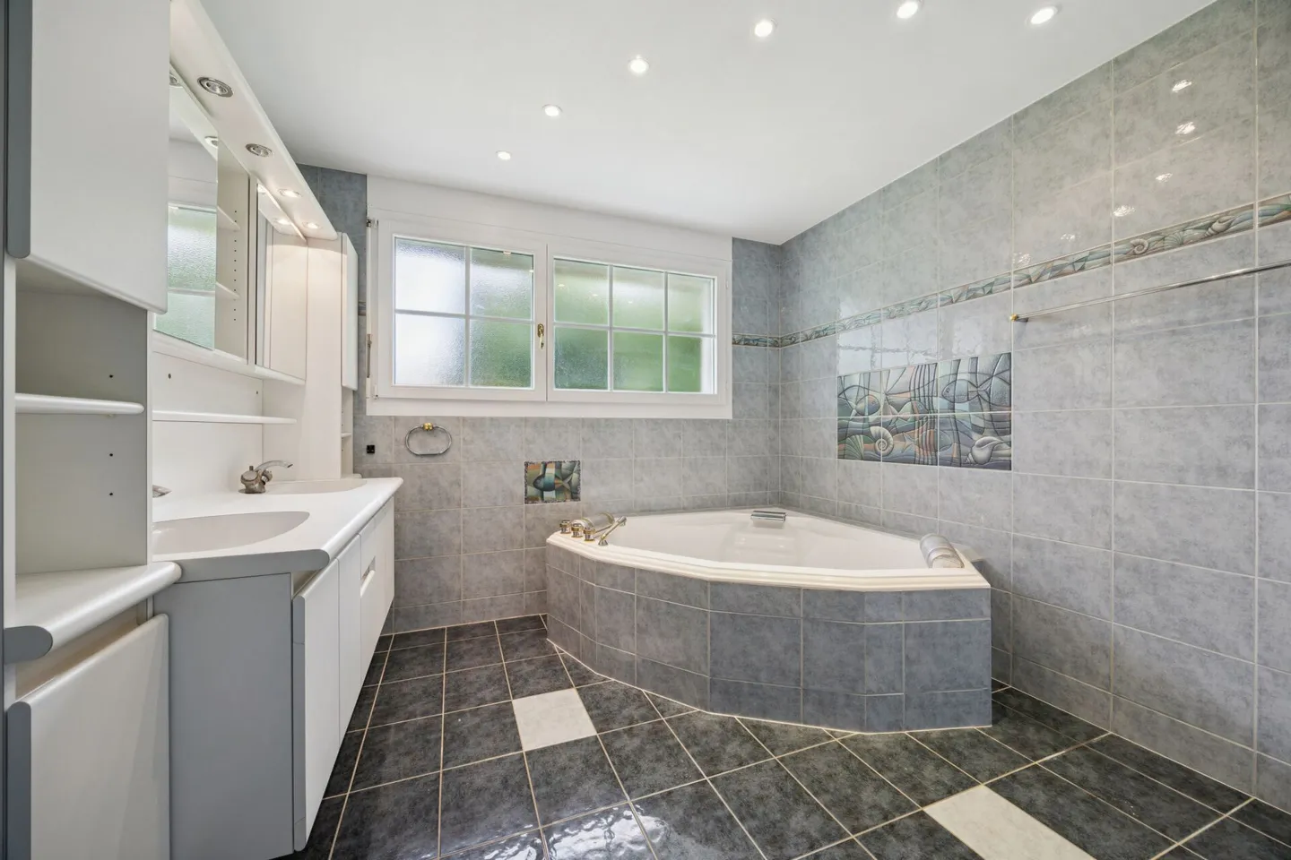 Ampia casa unifamiliare di 6,5 stanze con vista panoramica magnifica - Foto 10 di 15