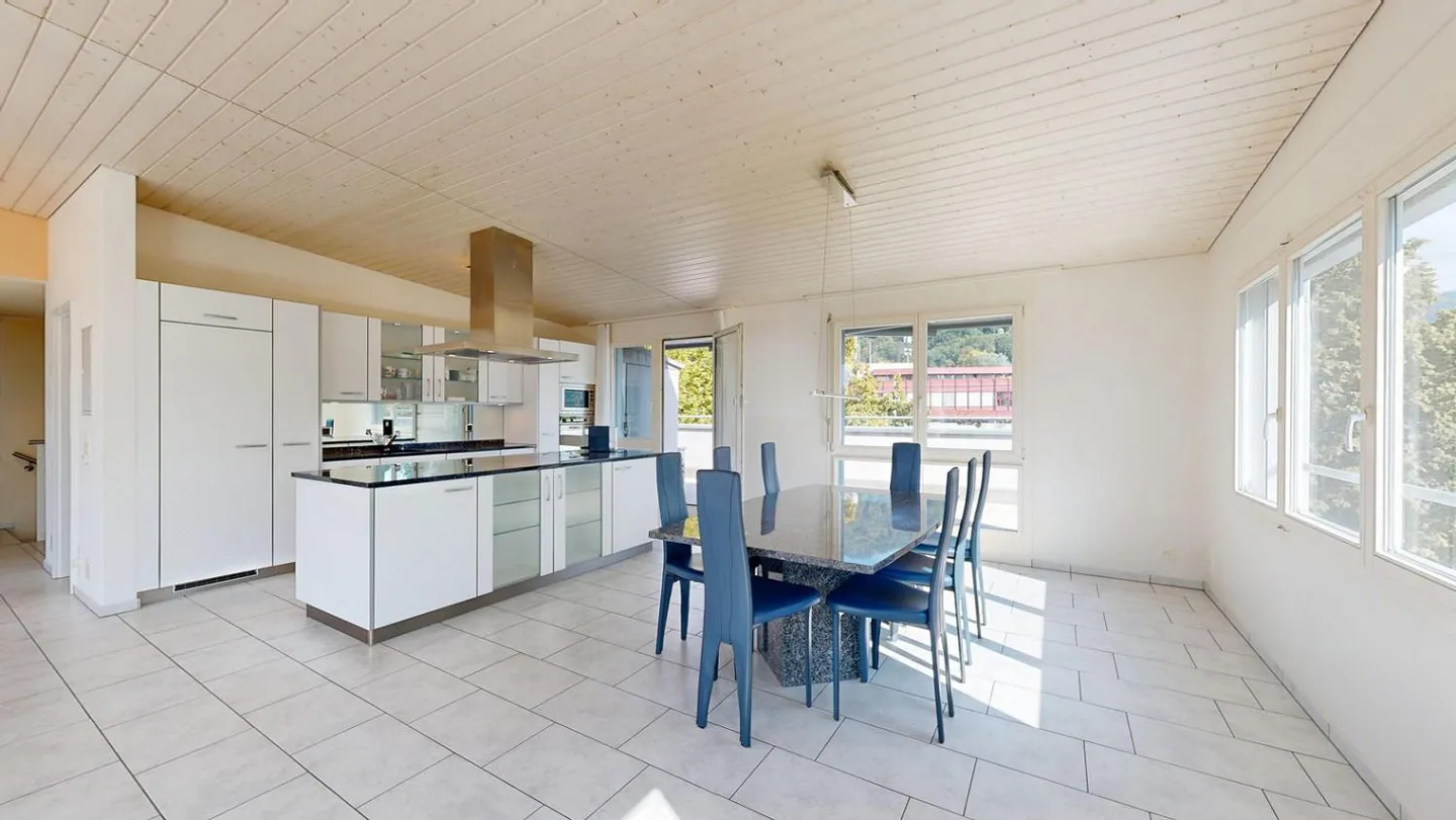 4½ (5 ½) Zimmer-Attika-Wohnung mit Lift in Thun (Seefeld)! - Foto 5 von 13