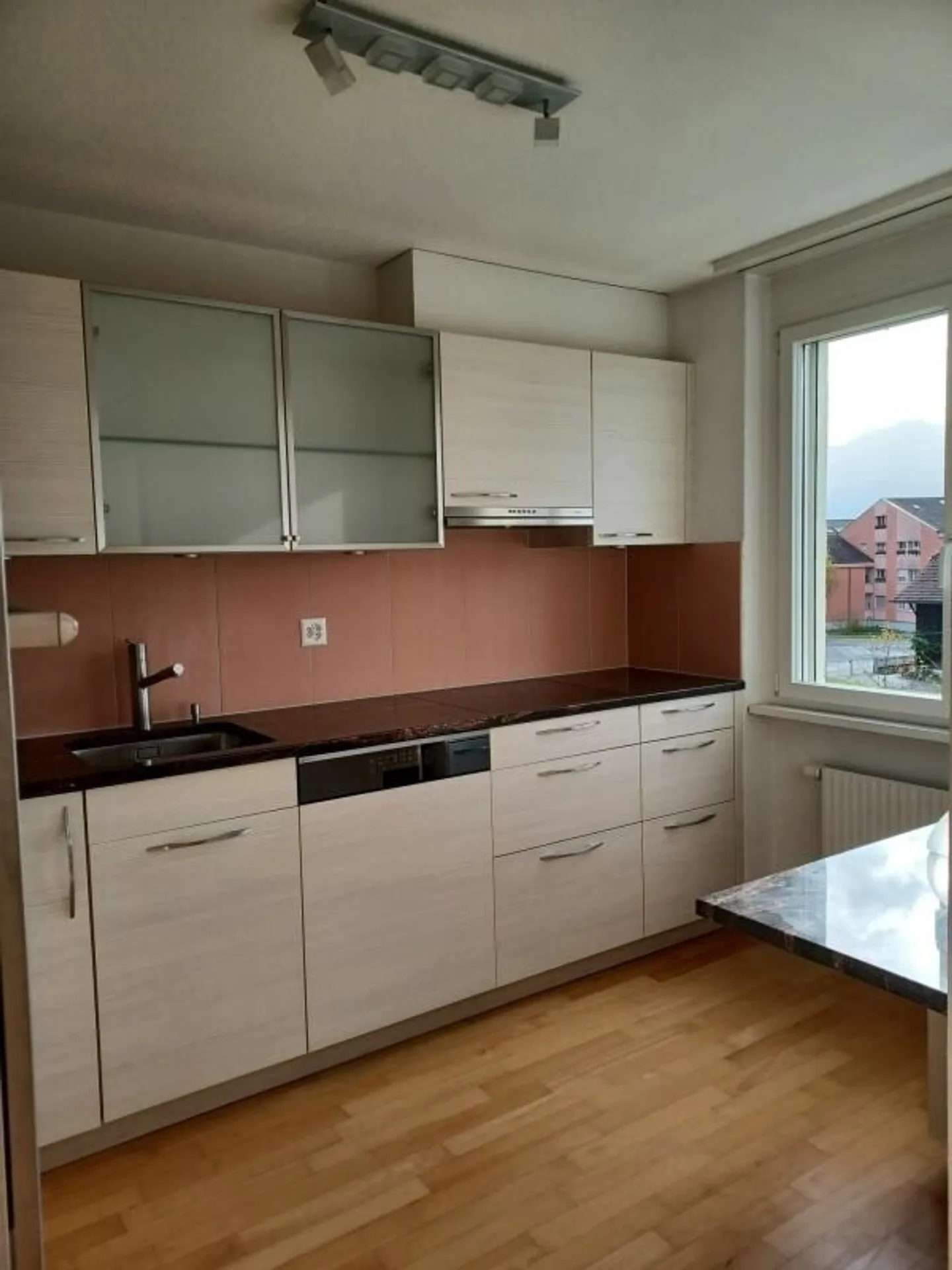 Sunny 3.5-room apartment - Photo 1 of 10