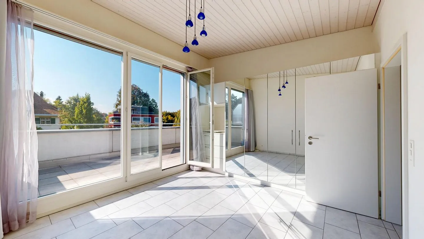 4½ (5 ½) Zimmer-Attika-Wohnung mit Lift in Thun (Seefeld)! - Foto 10 von 13