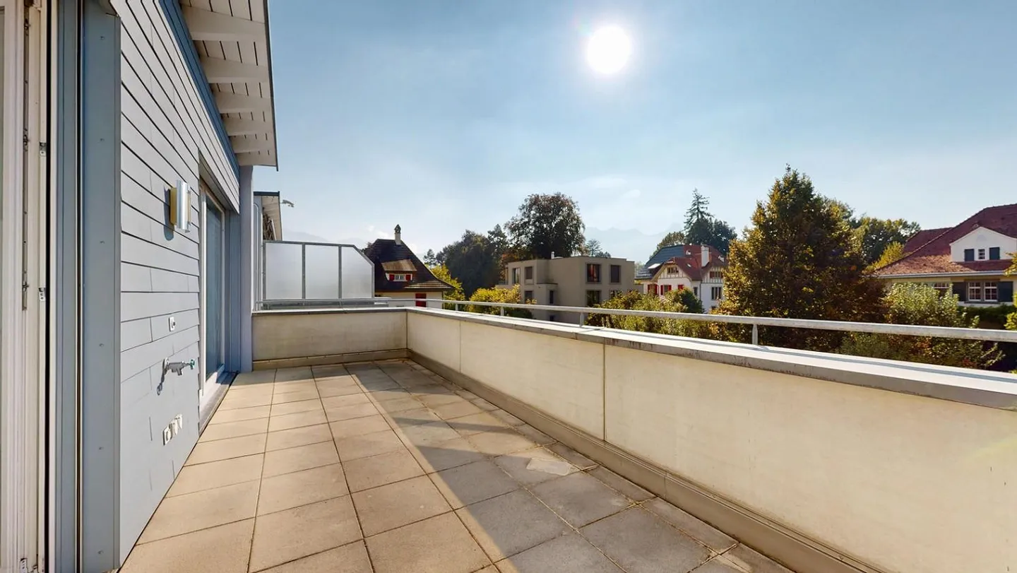 4½ (5 ½) Zimmer-Attika-Wohnung mit Lift in Thun (Seefeld)! - Foto 12 von 13