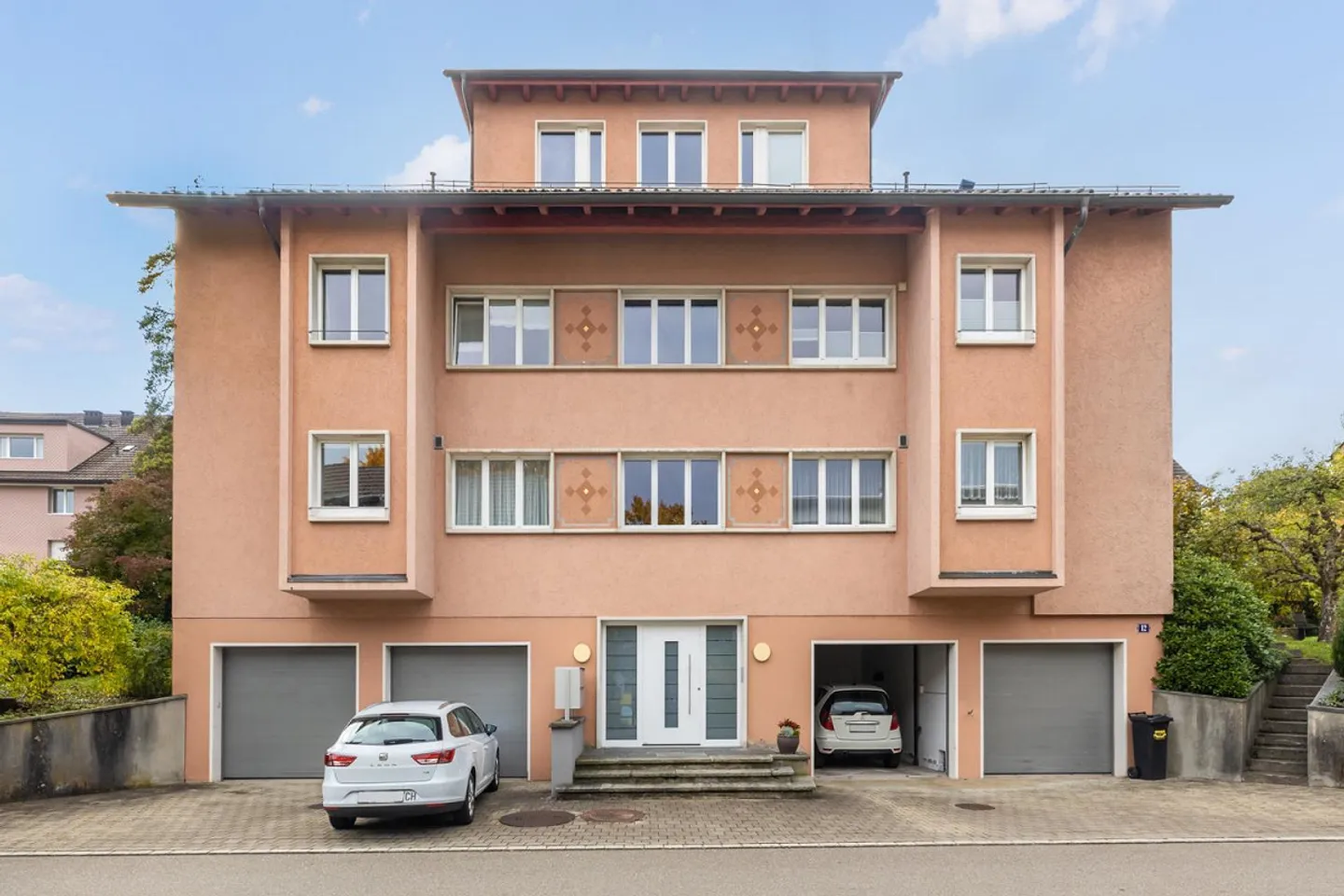 Proprietà attraente con potenziale - Foto 1 di 11